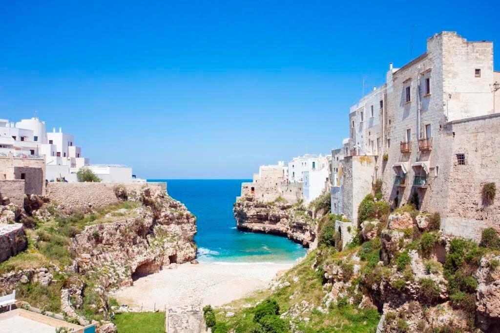 Letto Ad Acqua H2Ome Apartment Bari Bagian luar foto